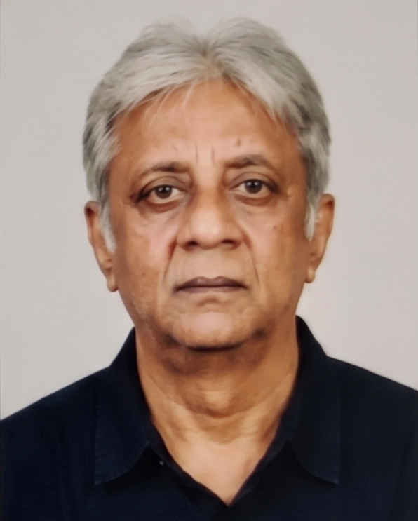 Portrait of Roberto Narain